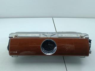 часы Volkswagen Phaeton 1 поколение 2003, 3.2 л., бензин, АКПП, чёрный, седан, 3D1853578