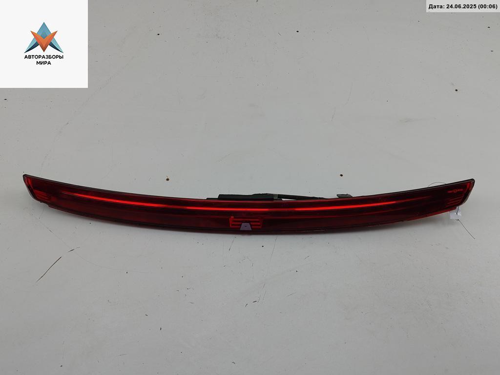 стоп-сигнал Citroen C4 Grand Picasso 1 поколение 2008, 2.0 л., дизель, АКПП, серый, минивэн, 9654435580 - фото №1