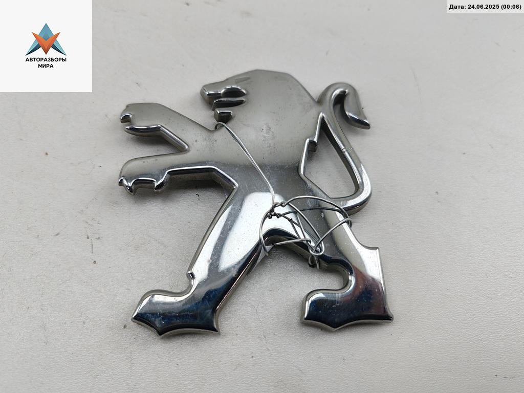 эмблема Peugeot 307 1 поколение 2003, 1.6 л., бензин, МКПП, серый, хетчбэк 5 дв. - фото №1