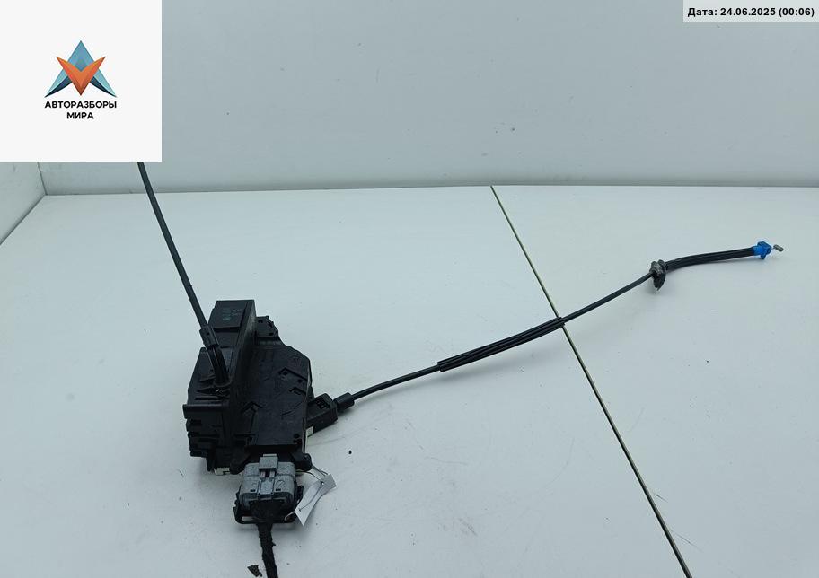 замок двери передней правой Citroen C4 Grand Picasso 1 поколение 2008, 2.0 л., дизель, АКПП, серый, минивэн, 24094158 - фото №1