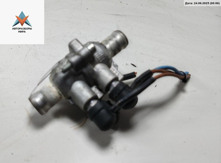 прочая запчасть Nissan Micra 5 поколение K14 2017, 1.5 л., дизель, МКПП, синий, хетчбэк 5 дв. - фото №1