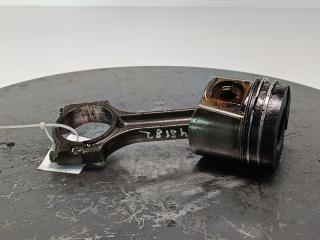 поршень Renault Espace 4 поколение 2005, цвет