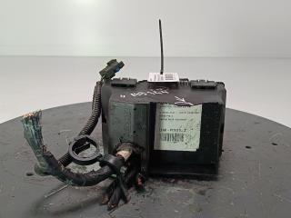 блок предохранителей Renault Laguna 2 поколение 2004, Дизель 1.9, цвет, 8200249231