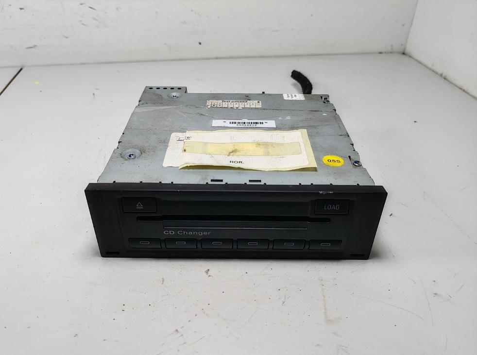 CD-чейнджер Audi A4 B7 2006, 2.0 л., дизель, МКПП, 8E0035111D