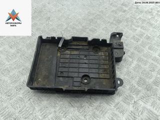 крышка аккумулятора Renault Megane 2 поколение 2003, 1.4 л., бензин, МКПП, синий, хетчбэк 5 дв., 8280166032