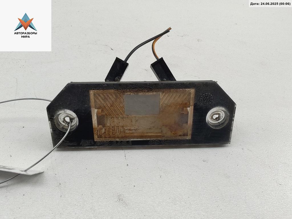 подсветка номера Ford C-Max 1 поколение 2006, 2.0 л., бензин, МКПП, серый, минивэн, 3M5A13550A - фото №1