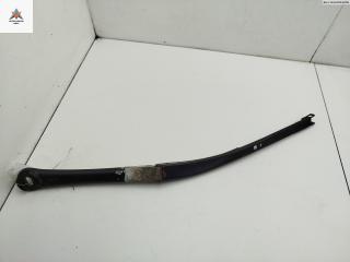 Щеткодержатель (поводок стеклоочистителя) передний BMW 5 серия E39 [рестайлинг] 2002, 2.2 л., бензин, МКПП, чёрный, универсал, 8209879