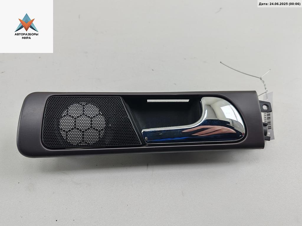 ручка внутренняя задняя правая Audi A6 4B/C5 1998, 2.5 л., дизель, МКПП, синий, универсал - фото №1