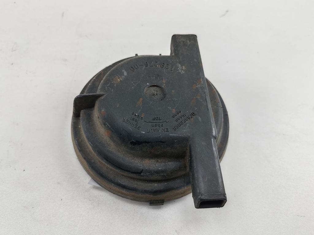 крышка фары Audi 80 B4 1992, 2.0 л., бензин, МКПП, зелёный, седан, 12827600