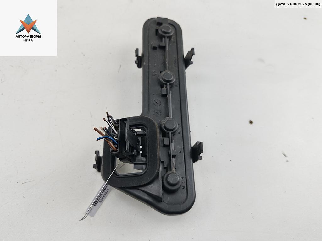 панель заднего левого фонаря Opel Zafira 1 поколение (A) 2000, 2.0 л., дизель, МКПП, синий, минивэн, 5248 - фото №1