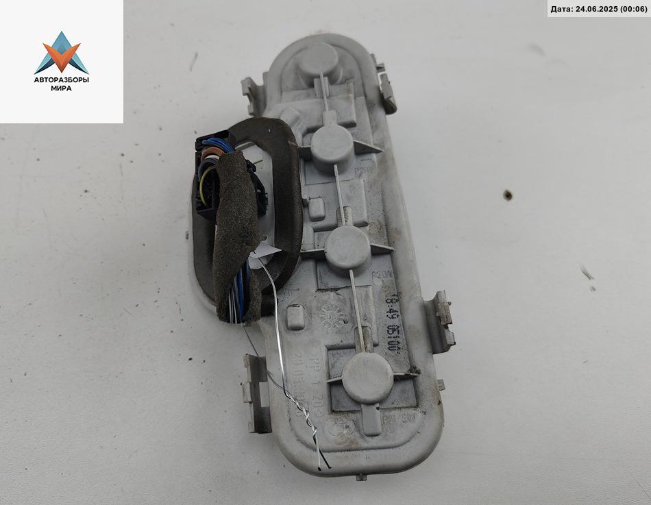 панель заднего левого фонаря Opel Astra G 2001, 1.8 л., бензин, МКПП, чёрный, купе - фото №1