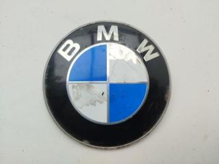 эмблема BMW 3 E36 1997, 1.6 л., бензин, МКПП, красный, хетчбэк 3 дв., 8132375