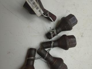 болт колесный Fiat Ducato 3 поколение 2010, 2.2 л., дизель, МКПП, белый, микроавтобус