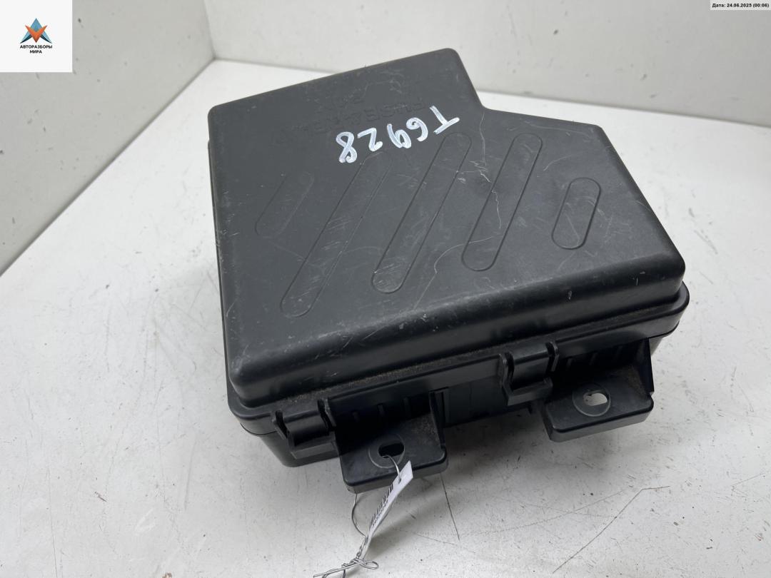 блок предохранителей Hyundai Santa Fe 2 поколение (CM) 2007, 2.2 л., дизель, МКПП, синий, внедорожник 5 дв., 91950-2B100 - фото №1