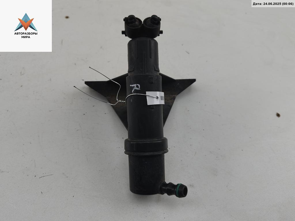 форсунка омывателя фары Volkswagen Touran 1 поколение 2004, 1.9 л., дизель, АКПП, красный, минивэн, 1T0956978 - фото №1