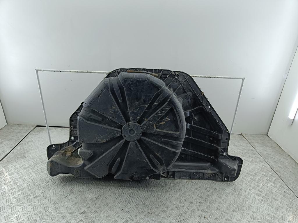 ниша запасного колеса Renault Scenic II 2003, 1.6 л., бензин, МКПП, серый, минивэн, 8200255982