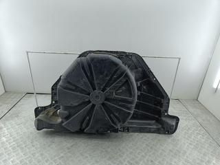 ниша запасного колеса Renault Scenic 2 поколение 2003, 1.6 л., бензин, МКПП, серый, минивэн, 8200255982
