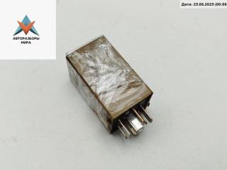 Реле стеклоочистителя (дворников) BMW 5 серия E39 [рестайлинг] 2002, 2.2 л., бензин, МКПП, чёрный, универсал, 8384505