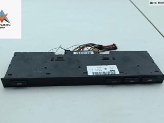 кнопка обогрева сидений BMW 5 серия E39 [рестайлинг] 2002, 2.2 л., бензин, МКПП, чёрный, универсал, 8373776