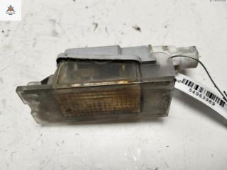 подсветка номера Renault Megane 2 поколение 2003, 1.4 л., бензин, МКПП, синий, хетчбэк 5 дв., 7700796163