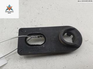 крепление фары правой BMW 1 серия E81/E82/E87/E88 2006, 1.6 л., бензин, МКПП, чёрный, хетчбэк 5 дв., 51647123406