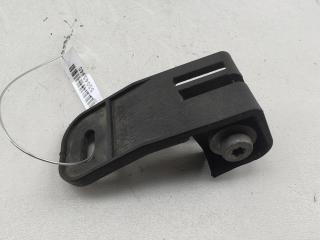 крепление фары правой BMW 1 серия E81/E82/E87/E88 2006, 1.6 л., бензин, МКПП, чёрный, хетчбэк 5 дв., 6940664