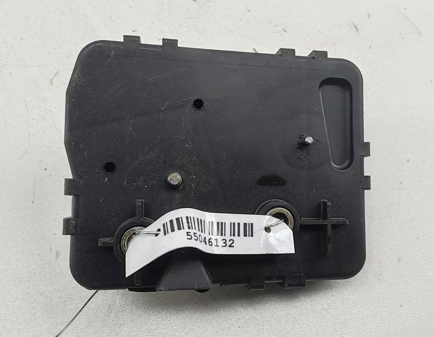 Замок стекла двери багажника BMW 3 E46 2001, 2.5 л., бензин, МКПП, синий, универсал, 8218849