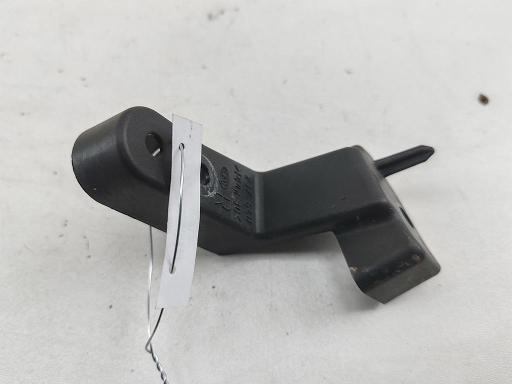 крепление фары правой Nissan Primera P12 2007, 1.8 л., бензин, МКПП, серый, универсал, 237640