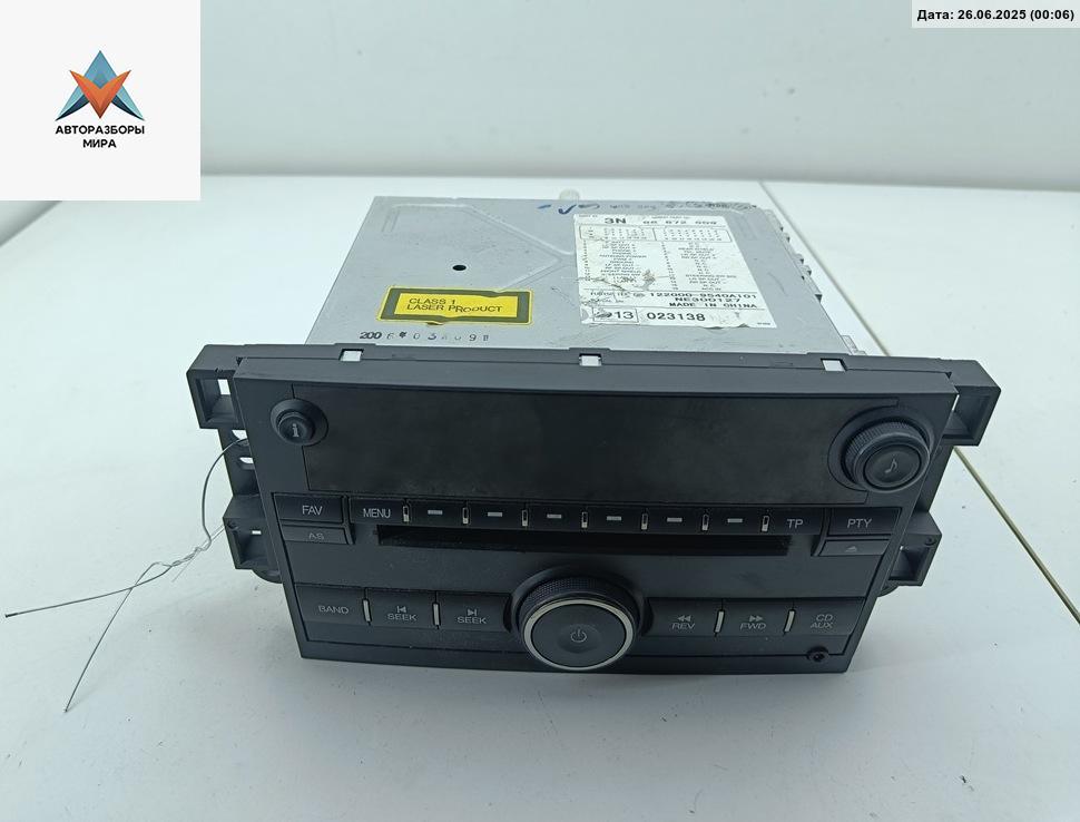 магнитола Chevrolet Captiva 1 поколение 2006, 2.0 л., дизель, МКПП, чёрный, внедорожник 5 дв., 3N96672509 - фото №1