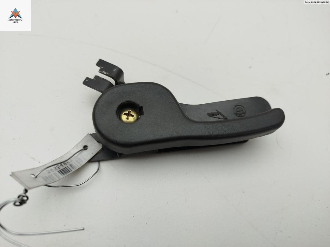 ручка открывания капота BMW 5 серия E34 1989, 2.4 л., дизель, МКПП, серый, седан, 8102497 - фото №1