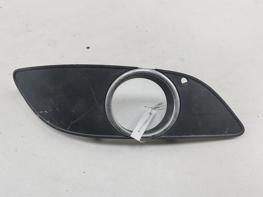 рамка фары противотуманной правой Mercedes-Benz B W245 2006, 1.7 л., бензин, АКПП, серый, минивэн, 1698851222