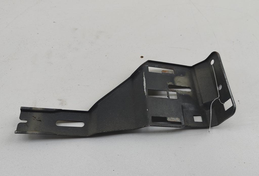 кронштейн переднего бампера Nissan Almera Tino 2003, 2.2 л., дизель, МКПП, серый, минивэн, 63192BU400