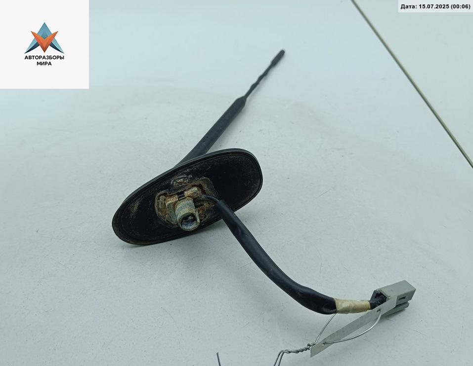 антенна Mazda CX-7 1 поколение 2007, 2.3 л., бензин, МКПП, серый, внедорожник 5 дв. - фото №1