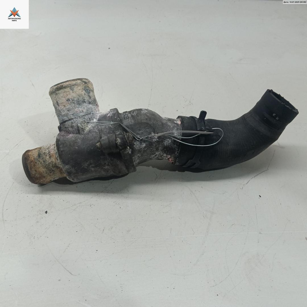 корпус термостата Ford Mondeo 3 поколение 2002, 2.5 л., бензин, МКПП, серый, хетчбэк 5 дв., F53E8K528CB - фото №1