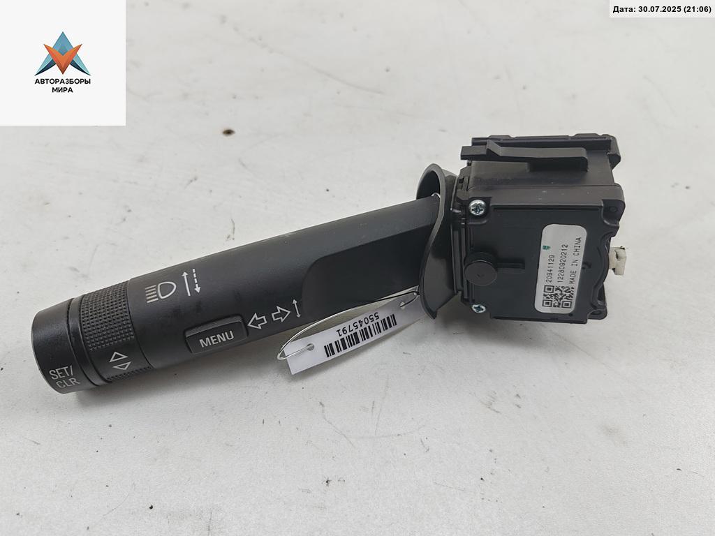 переключатель поворотов Chevrolet Orlando 1 поколение 2011, 2.0 л., дизель, АКПП, чёрный, минивэн, 20941129.122809202 - фото №1