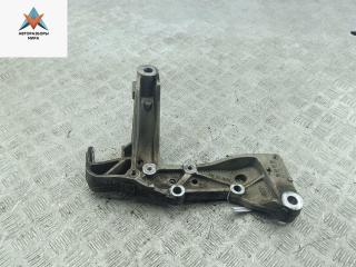 рычаг передний правый Volkswagen Touran 1 поколение 2004, 2.0 л., бензин, МКПП, чёрный, минивэн