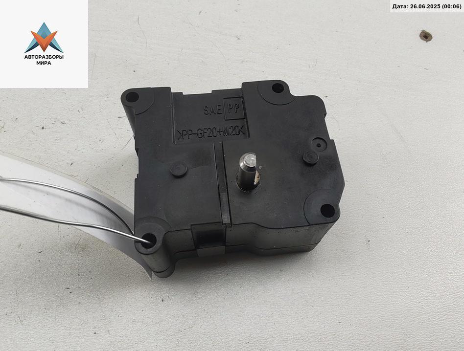 моторчик заслонки печки Volkswagen Phaeton 1 поколение 2003, 3.2 л., бензин, АКПП, чёрный, седан, 3D0959311 - фото №1