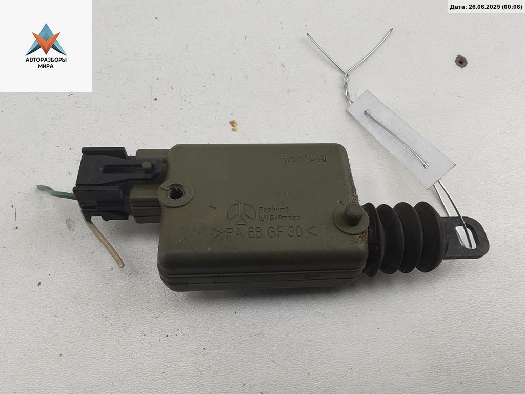 активатор (привод) замка двери Opel Movano A 2002, 2.5 л., дизель, МКПП, белый, микроавтобус, C2703X2 - фото №1