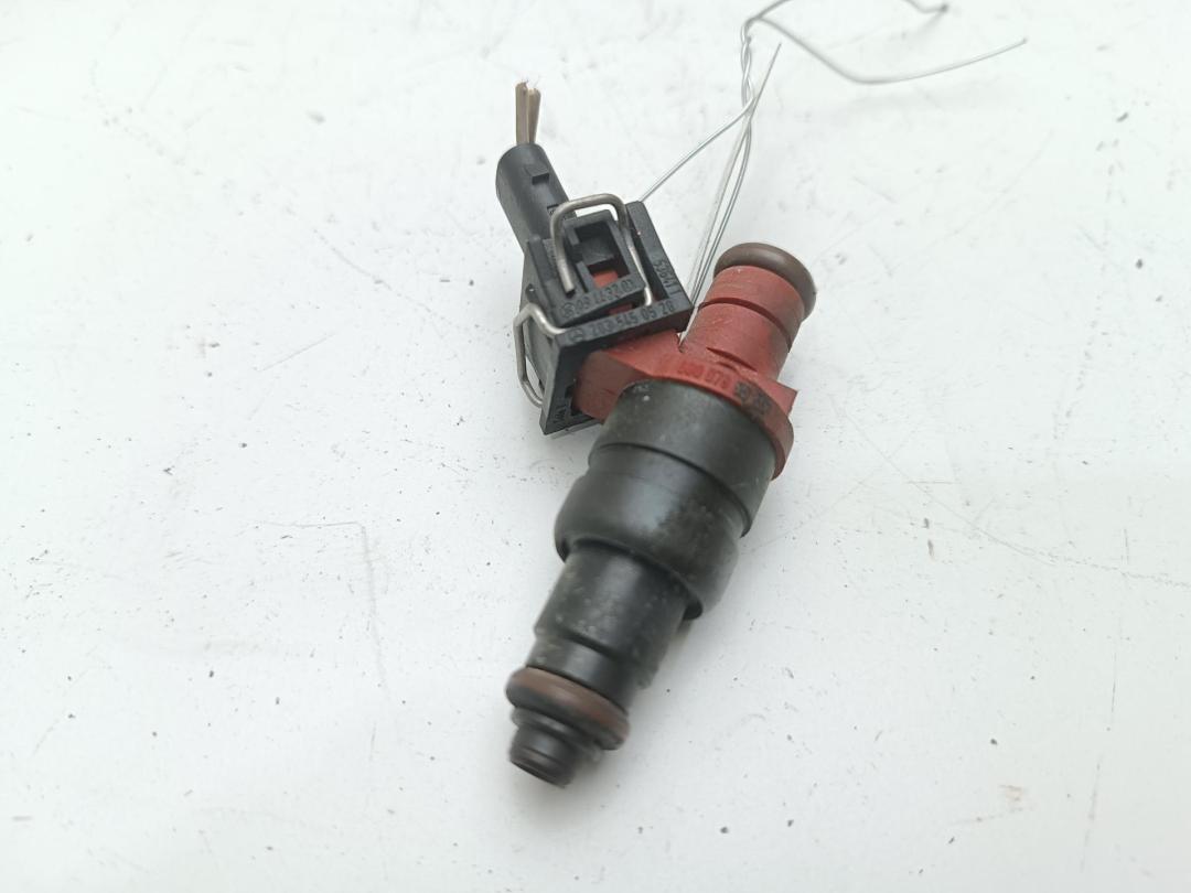 форсунка Mercedes-Benz SLK R170 2000, 2.0 л., бензин, МКПП, чёрный, кабриолет, 0000788523