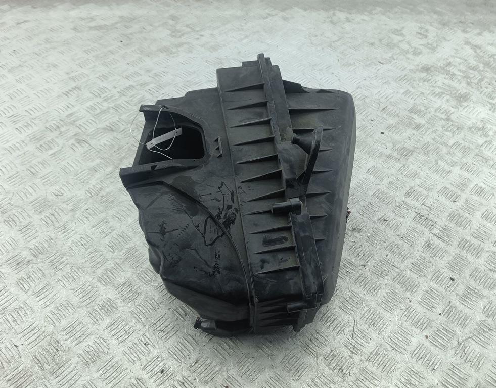 корпус воздушного фильтра Ford S-Max 1 поколение 2006, 1.8 л., дизель, МКПП, серый, минивэн, 6G919600ED - фото №1