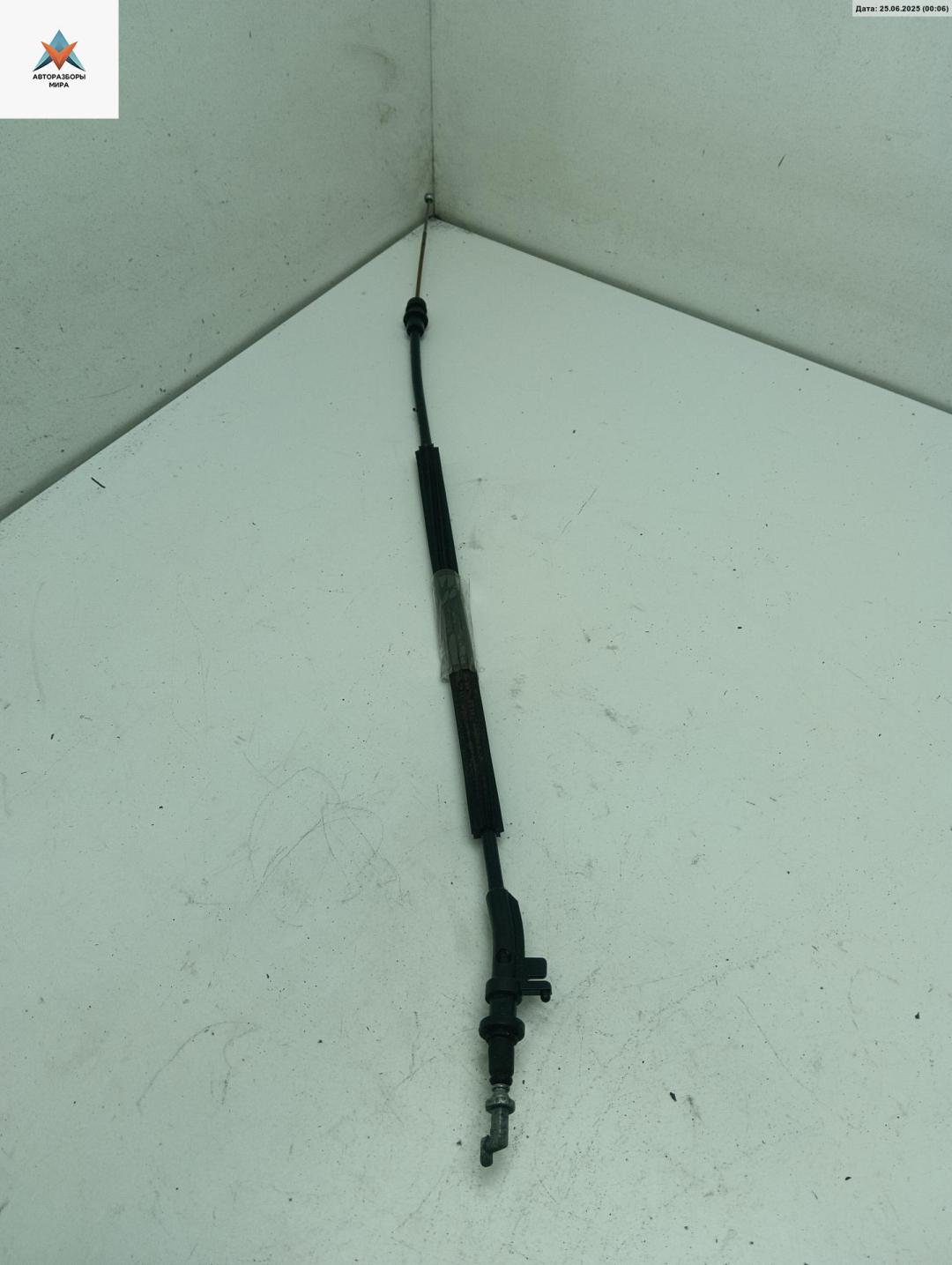 Трос двери задней Volkswagen Passat B6 2005, 2.0 л., дизель, МКПП, серый, универсал - фото №1