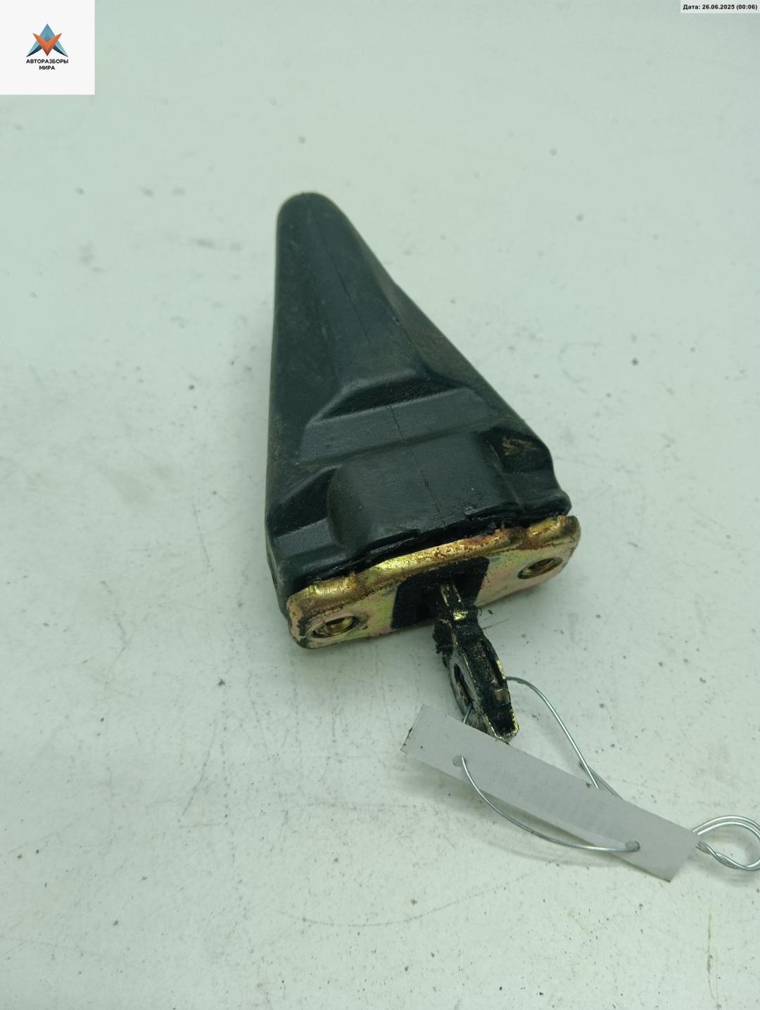 Ограничитель открывания двери задней Volkswagen Polo 4 поколение 2001, хетчбэк 5 дв. - фото №1