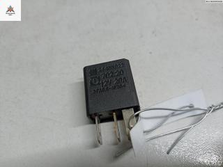 реле (прочие) Opel Vectra C 2004, 1.9 л., дизель, МКПП, серый, универсал, 24435922