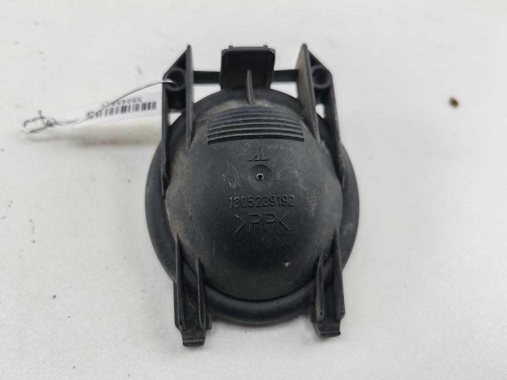 крышка фары Mercedes-Benz A W168 2001, 1.4 л., бензин, МКПП, зелёный, хетчбэк 5 дв., 1305239192