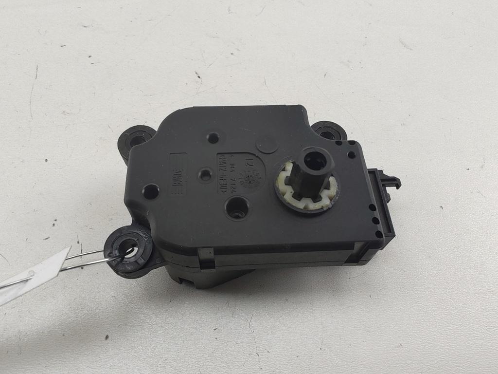 моторчик заслонки печки Mercedes-Benz E-Класс W211/S211 2004, 2.2 л., дизель, АКПП, серый, универсал, A2038201642 - фото №1