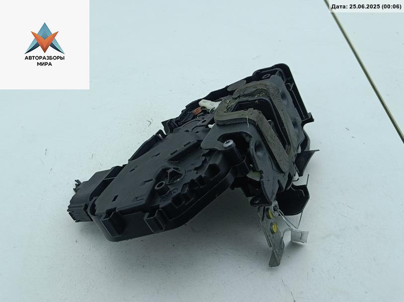 замок двери передней правой Ford S-Max 1 поколение 2006, 1.8 л., дизель, МКПП, серый, минивэн, 6M2A-R21812-MA - фото №1