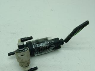 насос (моторчик) омывателя стекла Volkswagen Golf 5 поколение 2005, серый, хетчбэк 5 дв., 1T0955651A