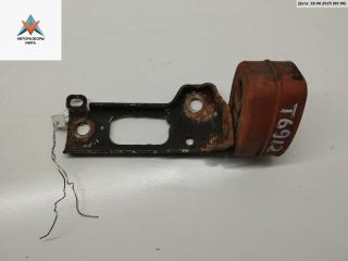 кронштейн глушителя Audi A6 4F/C6 [рестайлинг] 2008, 2.7 л., дизель, АКПП, чёрный, универсал, 4F0253147D