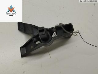 кронштейн (крепление) Audi A4 B7 2004, 2.5 л., дизель, АКПП, серый, универсал, 8E9945183