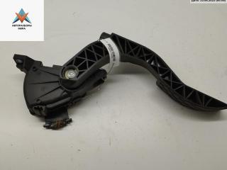 педаль Audi A4 B6 2003, 1.6 л., бензин, МКПП, зелёный, седан, 8E1721523A